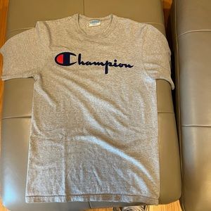 Does not fit me cleaning out closet